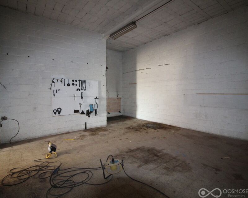 Entrepôt 140 m² situé à proximité de la N5  - Img 4460