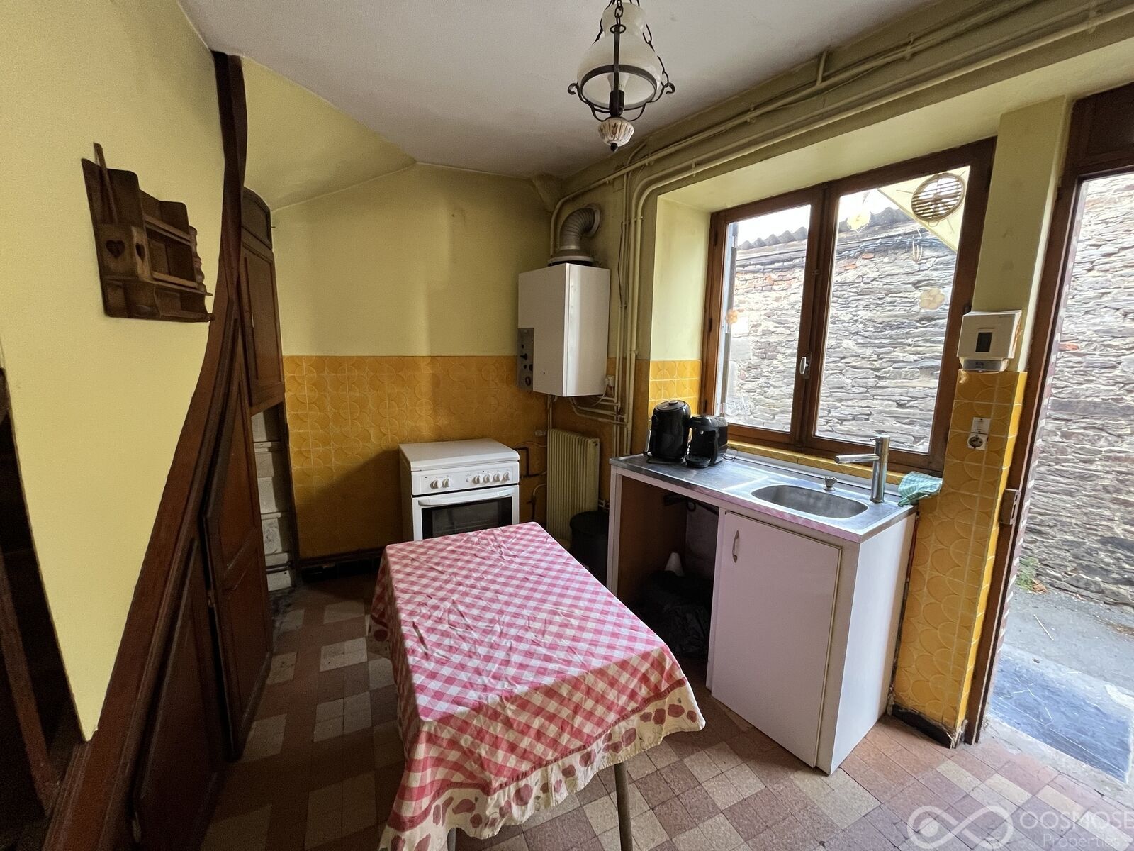 Ancienne boucherie équipée avec logement et bâtiment annexe - Img 7732