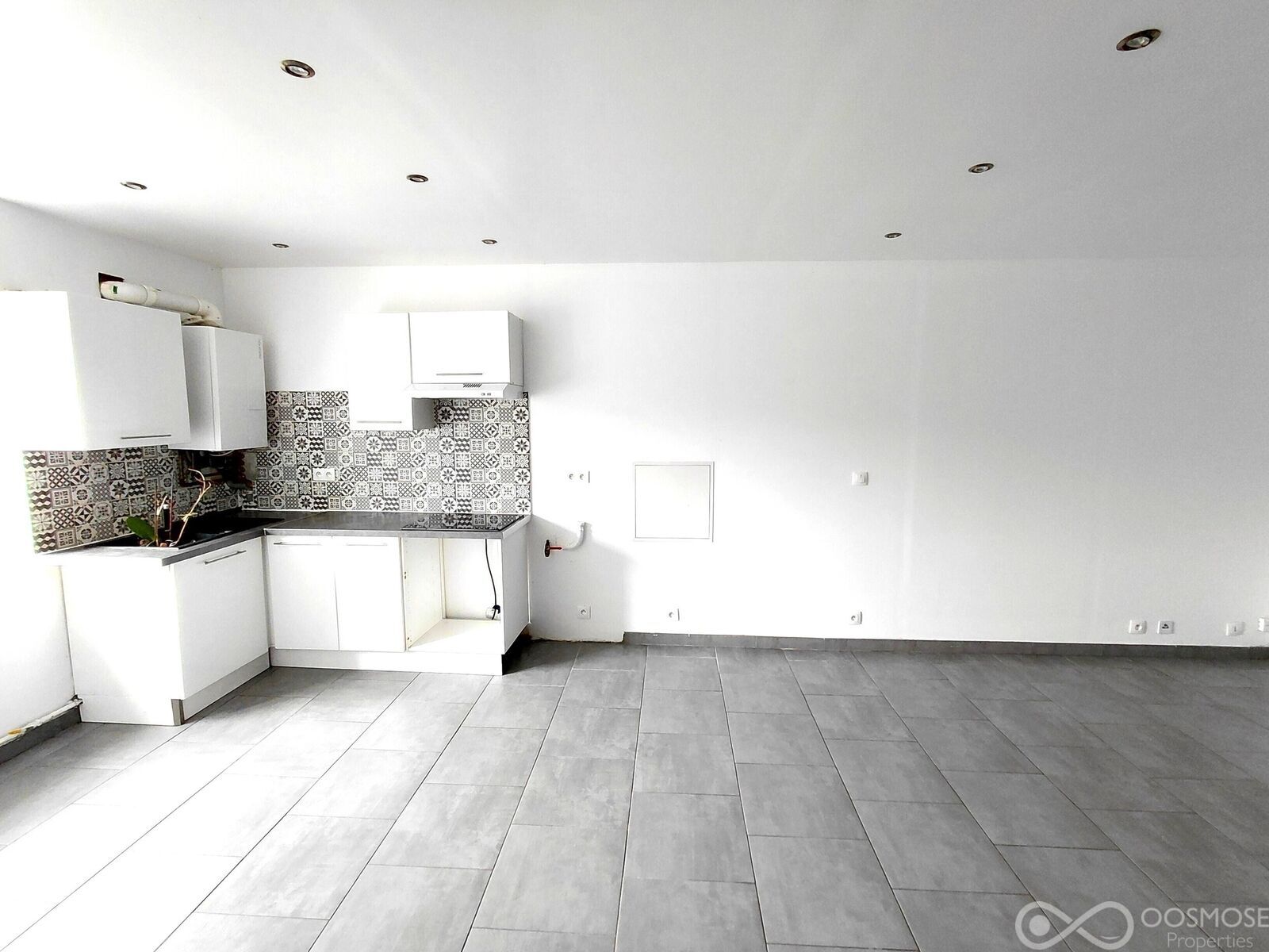 Maison rénovée 2 chambres 77 m² de superficie totale - 20260920 144003