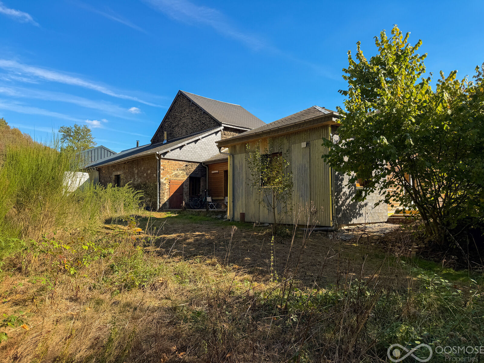 Ensemble immobilier atypique - Final-1288