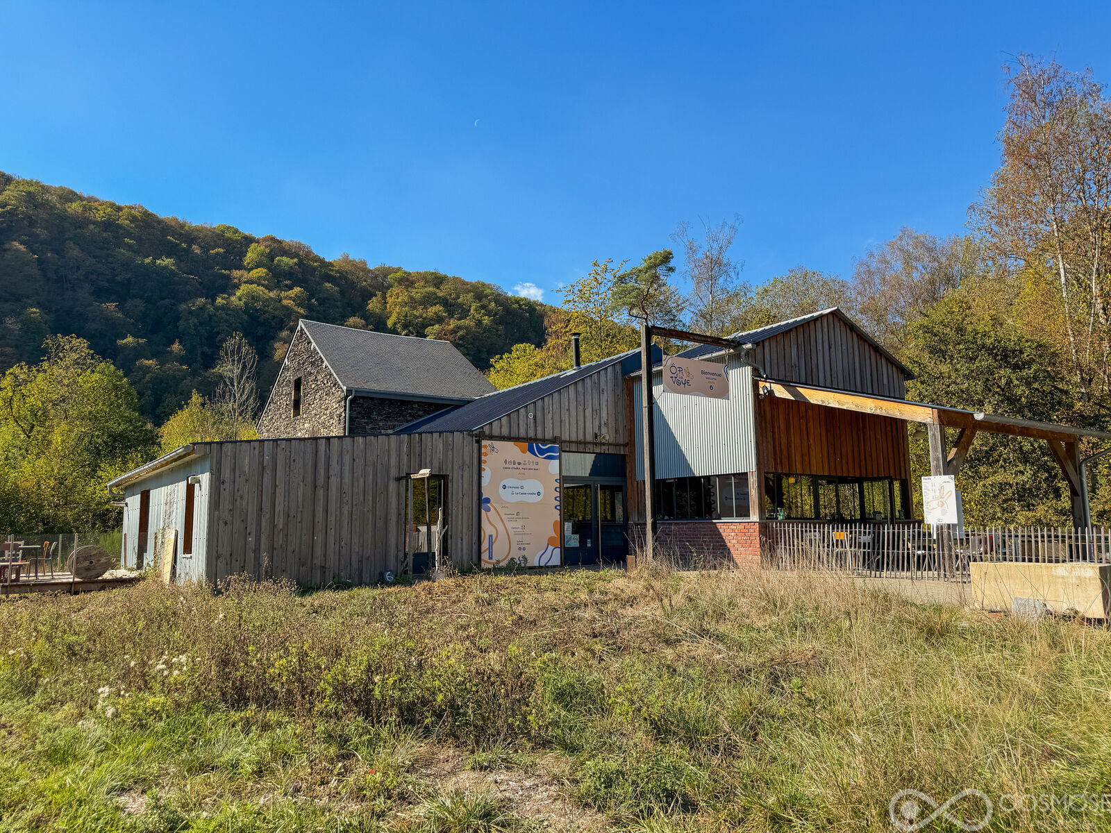 Ensemble immobilier atypique - Final-1281