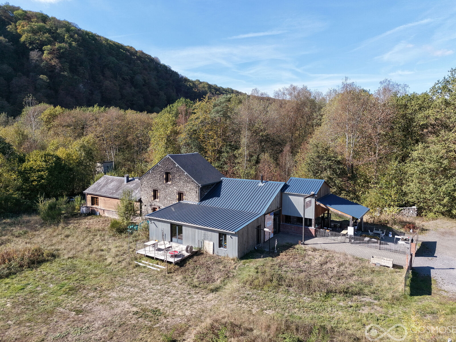 Ensemble immobilier atypique - Final-1292
