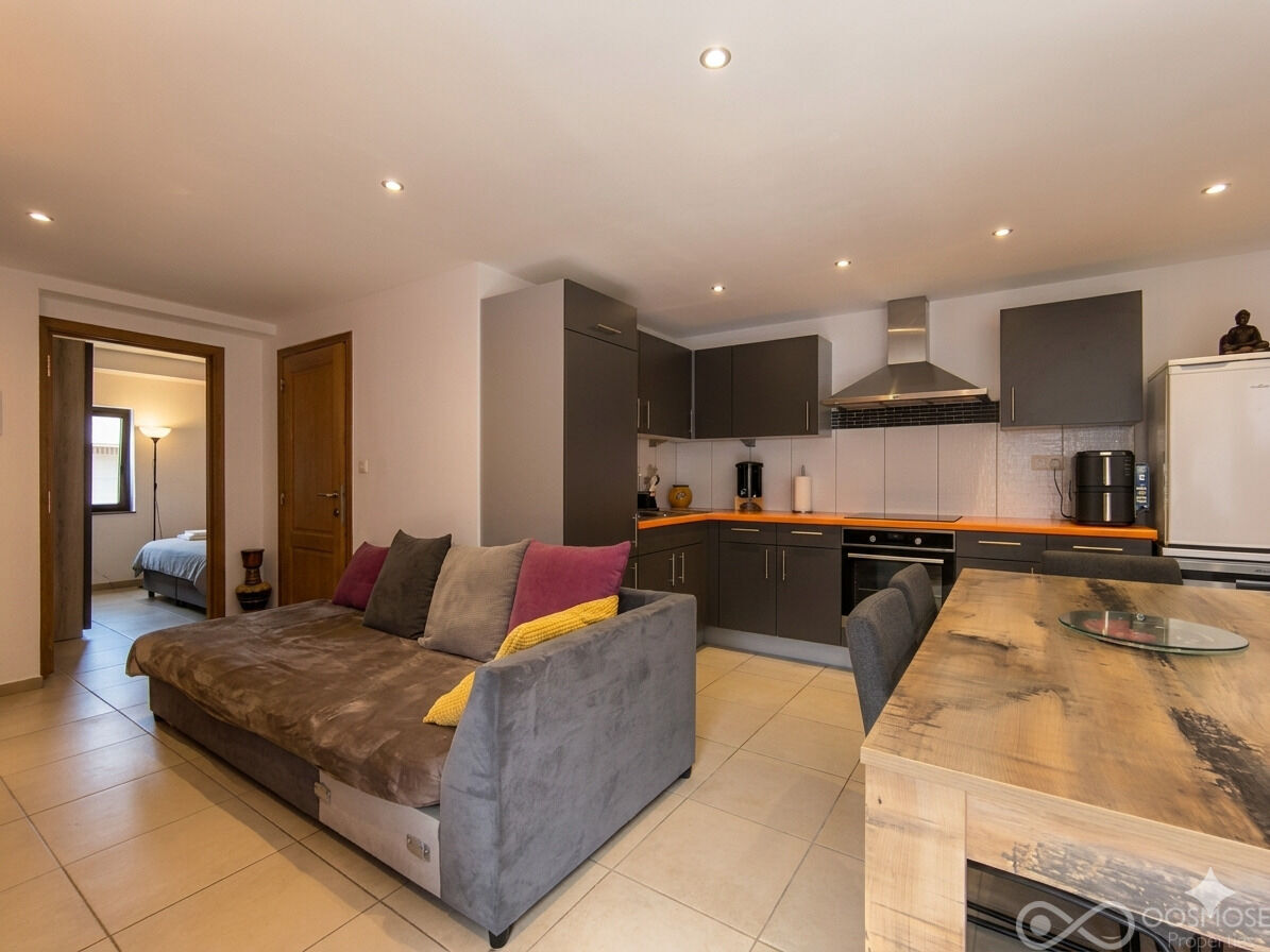 Appartement 2ch avec cour - 04